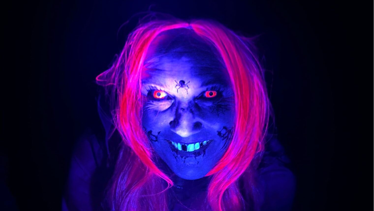 Vleesetende clowns, bulderende monsters en afgehakte handen