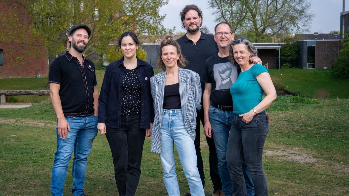 Yoga & muziek: Maaike van NBO Live