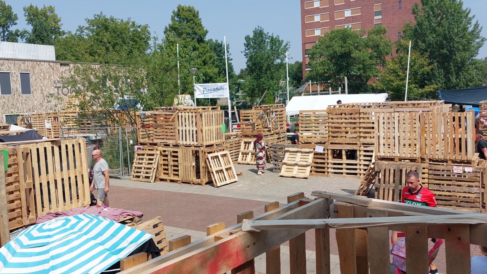 Sjano’s bouwdorp groot succes