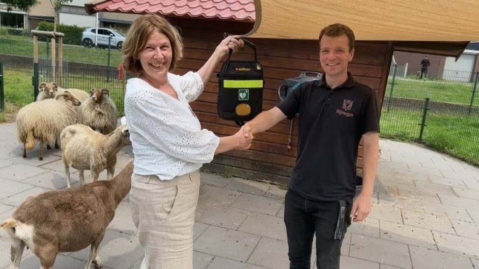 AED geplaatst bij kinderboerderij ’t Boerke